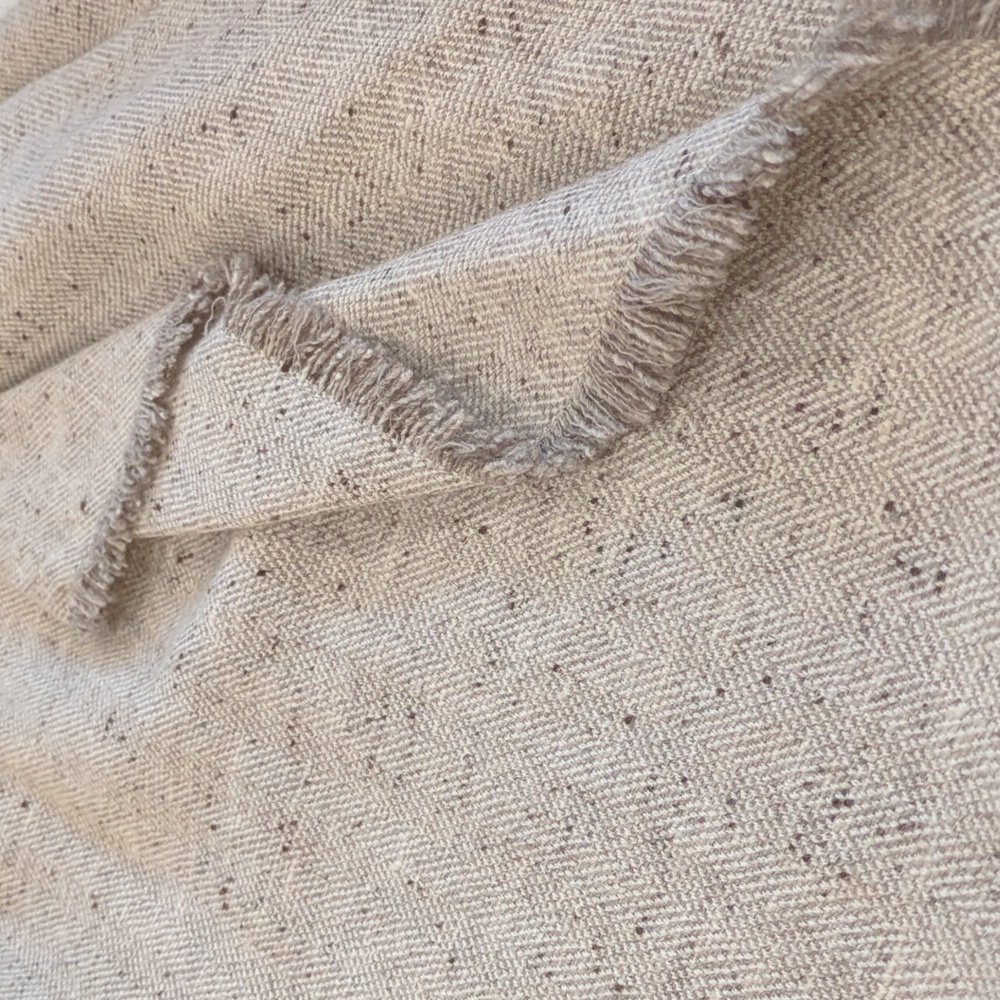 Liz Claiborne | Wrap Natural Tan/Specks Herringbone Fringed Waterfall Skirt | 8 - Picture 10 of 12